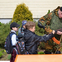 Воспитывая патриотов