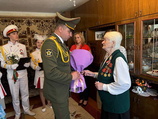 Представители военного комиссариата города Гомеля поздравили ветеранов с праздником
