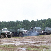 На максимально возможных скоростях