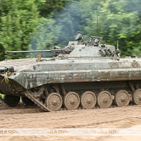  Занятие по преодолению водной преграды на боевых машинах пехоты с гвардейцами 120 омбр