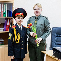 Поздравление с 8 Марта от суворовцев