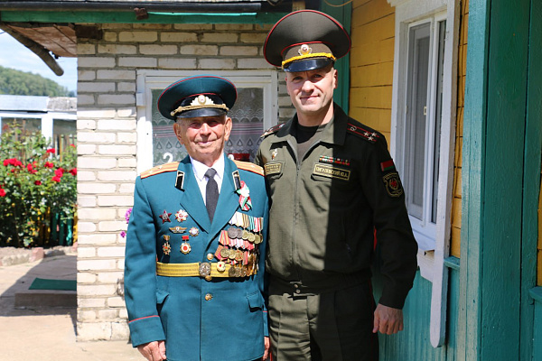 Поздравили ветеранов Случчины