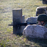 Занятие по огневой подготовке с военнослужащими подразделения РЭБ 