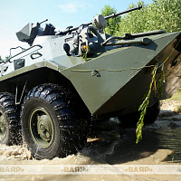 Форсирование водной преграды в рамках совместной антитеррористической тренировки Беларуси и Китая «Атакующий сокол»