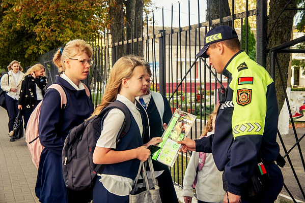 Акции в рамках месячника безопасности дорожного движения