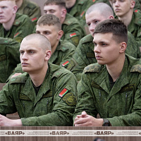 В Военной академии состоялась встреча с генерал-лейтенантом в отставке Иваном Журавлевичем