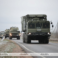 Подразделение одной из зенитных ракетных бригад участвует в тактическом учении