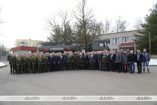 День открытых дверей в 1100-й базе ремонта и хранения техники службы горючего