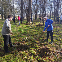 Трудятся зенитчики
