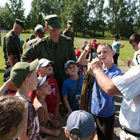 На празднике у зенитчиков