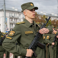 Курсанты военно-транспортного факультета в БелГУТ приняли Военную присягу