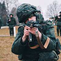 Продолжаются занятия по огневой подготовке с личным составом нового пополнения 120 омбр