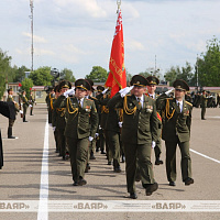 Воинскому коллективу 62 зрп вручено Боевое Знамя