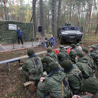 Праздник в полевом лагере