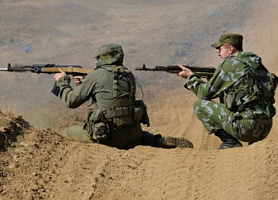 В Таджикистане проходят военные учения с участием российских мотострелков
