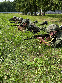 Огневая подготовка у курсантов военного факультета в БГУ
