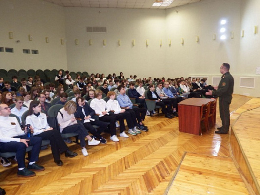 Ждём пополнения в главной кузнице военно-медицинских кадров