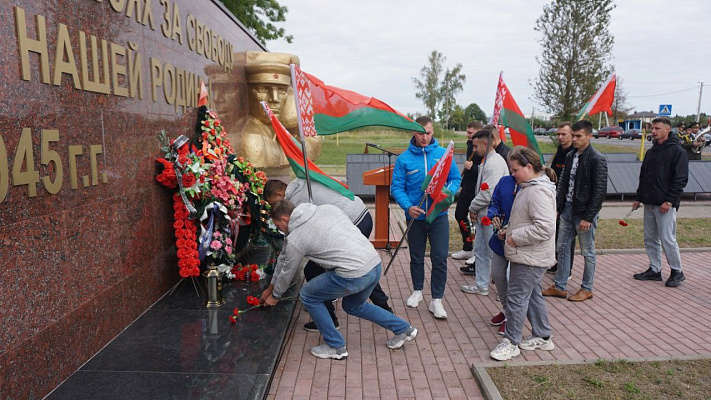 Витебские десантники отпраздновали День народного единства