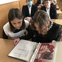 Нам этот мир завещано беречь