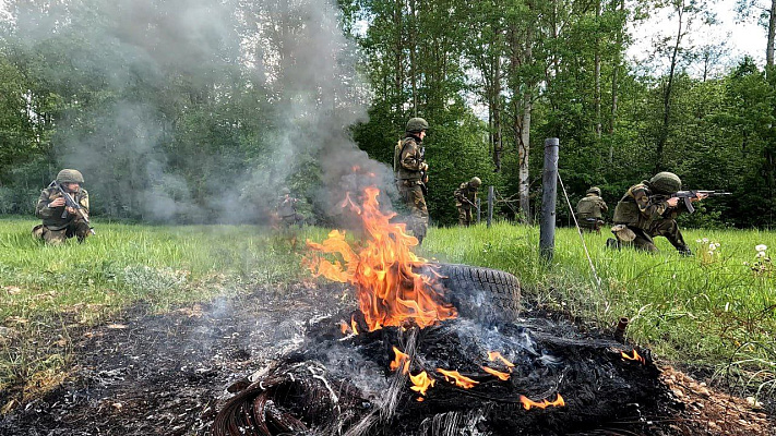 Занятие по тактической подготовке с новобранцами 103 овдбр