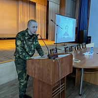 Поэзии чарующие строки