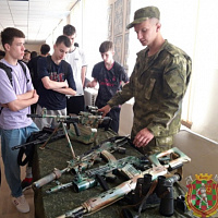 И покажут, и научат