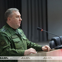 Генерал-лейтенант Виктор Хренин провёл информирование личного состава воинских частей Борисовского гарнизона