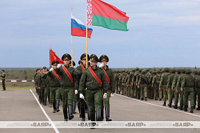 Награждение участников совместного стратегического учения «Запад-2025»