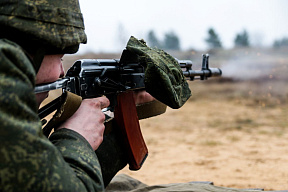 В воинских частях и соединениях продолжаются занятия по боевой подготовке