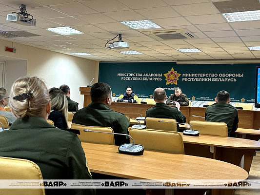 В военном информационном агентстве «Ваяр» прошло занятие с представителями ГАИ Советского района города Минска