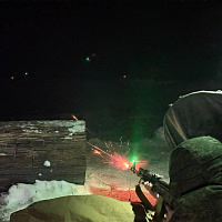 Занятия по огневой подготовке в ночное время с военнослужащими 85 брс