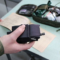 Военнослужащие сил специальных операций получили новые аптечки белорусского производства