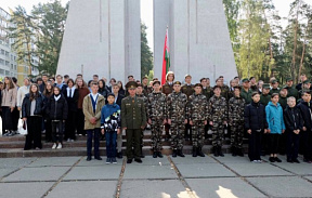 «Вахту памяти» несут учащиеся патриотических классов