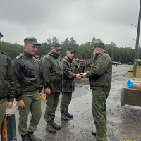 На полигоне Брестский поздравили танкистов
