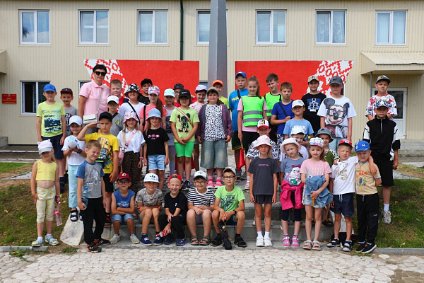 Школьники посетили музей 11 омбр