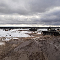 Тактико-строевое занятие с гвардейцами