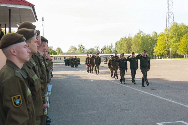 Торжественное чествование военнослужащих срочной военной службы состоялся в 62 зрп
