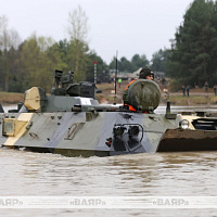 Занятие по преодолению водной преграды с военнослужащими артиллерийских подразделений ЗОК