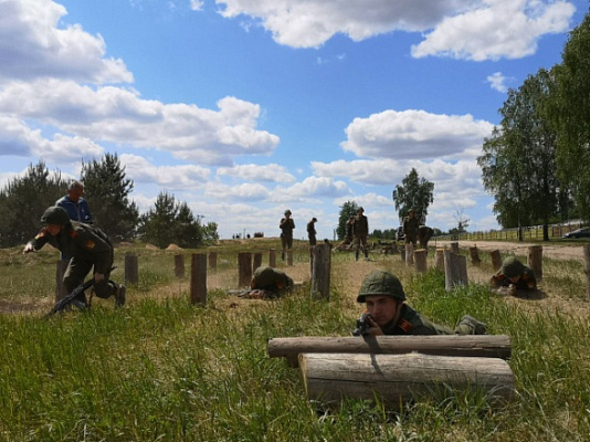 Военно-патриотическому воспитанию — особое внимание