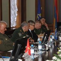 В целях международной и региональной безопасности