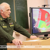 Генерал-майор Игорь Можиловский посетил военно-технический факультет в БНТУ