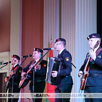 Перед воспитанниками МСВУ выступила концертная группа «Чёрные береты»