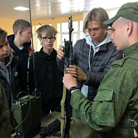 Школьники посетили стодвадцатку