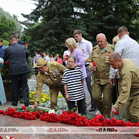 Это нужно живым…