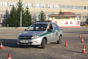 Держат баранку крепко