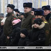 Военнослужащим Осиповичского гарнизона вручили ключи от арендных квартир