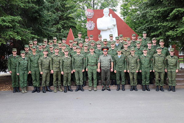 В СЗОК завершились сборы с офицерами-выпускниками