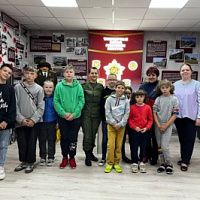 Военные автомобилисты принимают гостей