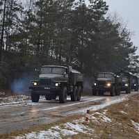 Гвардейцы с маршем справились!