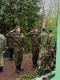 Торжественный митинг, посвящённый	 Дню Победы у памятника «Скорбящая мать»